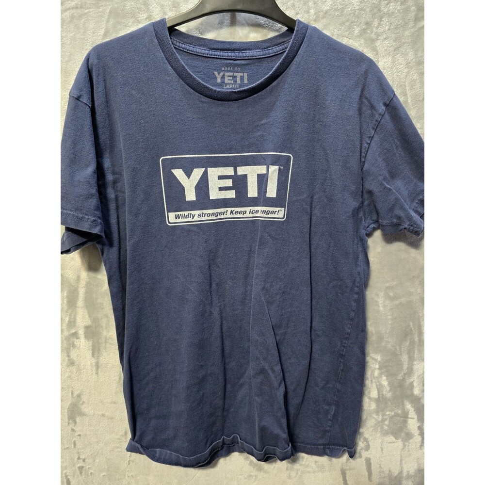 YETI Billboard Logo Short Sleeve T-Shirt Navy L Faded